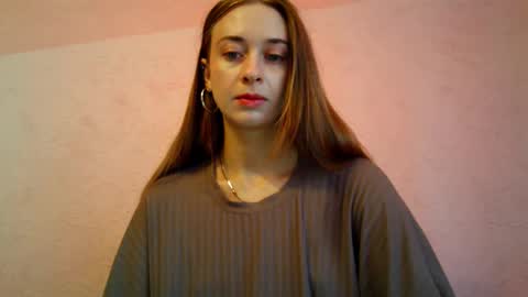 _aurora_sweet online show from October 11, 8:30 am