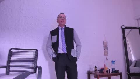 _axelking_ online show from January 16, 11:41 am