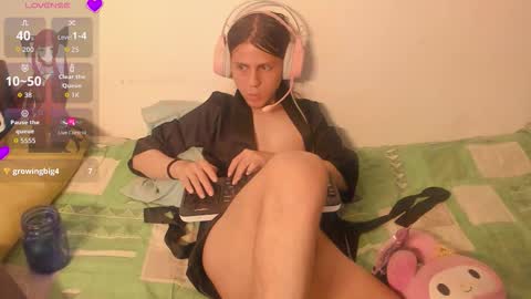 _baby_vi online show from February 3, 6:40 am