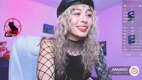 Lunita  online show from December 19, 2:40 am