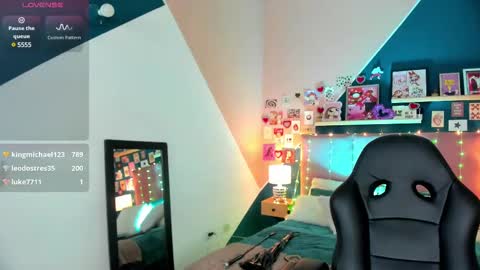 Snapshot of _beck_art_ chatting on February 26, 4:05 pm Sofia online show from February 26, 4:05 pm