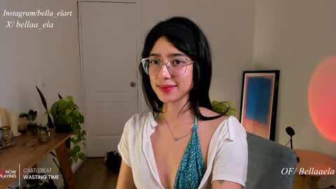 Snapshot of _bellaela chatting on February 19, 4:34 am Ella online show from February 19, 4:34 am