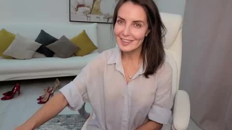 Beylly online show from November 23, 4:38 pm