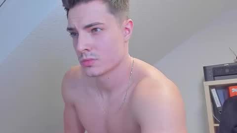 boywonder online show from October 30, 5:35 pm