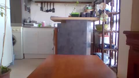 _bubble_buttfunxxx online show from March 28, 9:32 am