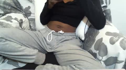 _bunny_b online show from February 20, 10:59 am