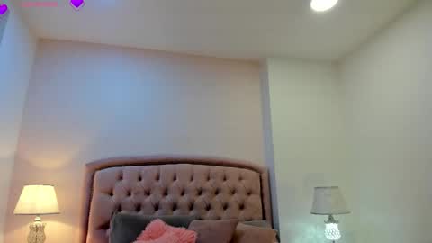 cailyn  online show from February 11, 10:24 pm