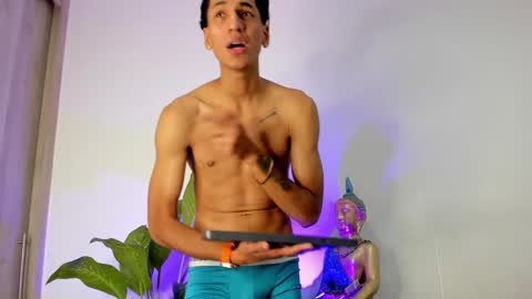 Camilo Rivera online show from November 29, 2:08 am