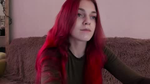 Caroline online show from October 15, 10:49 am