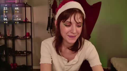 _chillbacca_ online show from December 4, 12:49 pm