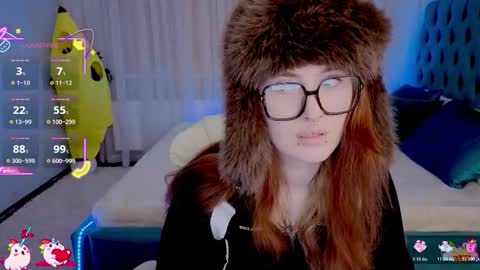 Alisa NO NUDE online show from October 26, 9:47 pm