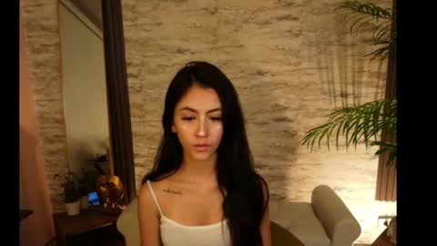 Coraline online show from December 3, 12:50 pm