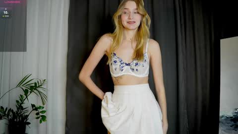 Alice online show from March 4, 12:12 pm