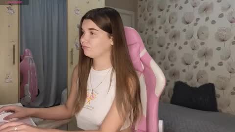 _cute_ice online show from October 1, 6:23 am