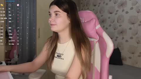 Snapshot of _cute_ice chatting on March 10, 5:22 am _cute_ice online show from March 10, 5:22 am