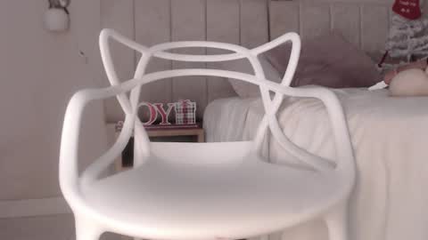 Dakota online show from December 20, 5:20 pm