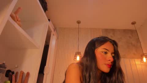Snapshot of _dakota_a chatting on September 16, 10:24 pm Dakota online show from September 16, 10:24 pm