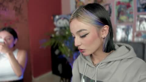 Snapshot of _darkkitty_ chatting on December 13, 1:26 am paula online show from December 13, 1:26 am