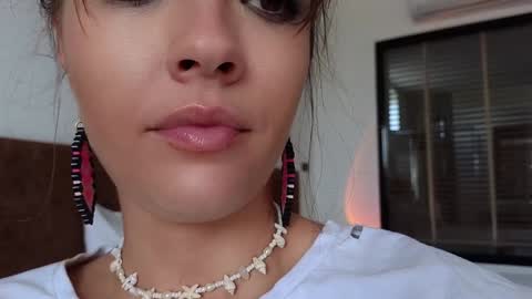 DemiDee online show from October 13, 5:53 am