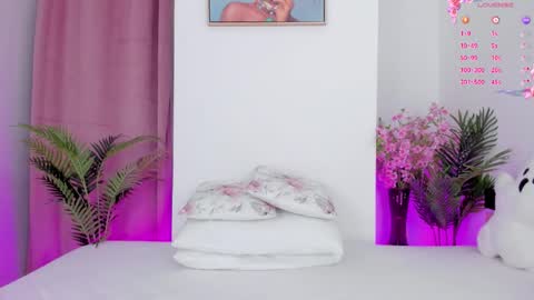 Just Dia online show from September 25, 6:48 pm