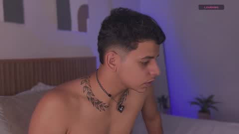 Emma and Tonny online show from February 20, 1:46 pm