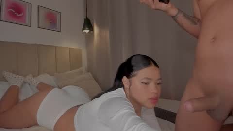 Emma and Tonny online show from December 22, 2:24 pm