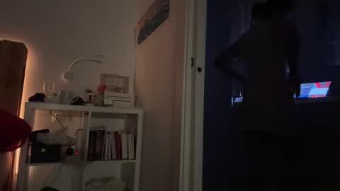  elena barra online show from October 5, 12:30 am