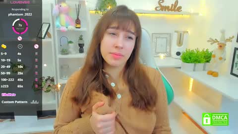 Snapshot of _eliizabeth__ chatting on January 30, 9:25 pm Lizzy online show from January 30, 9:25 pm