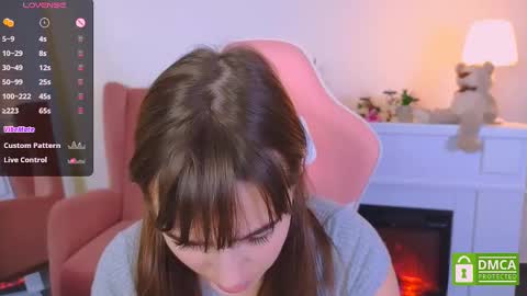 Snapshot of _eliizabeth__ chatting on February 27, 1:41 am Lizzy online show from February 27, 1:41 am