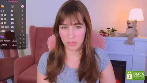 Snapshot of _eliizabeth__ chatting on February 26, 9:42 pm Lizzy online show from February 26, 9:42 pm