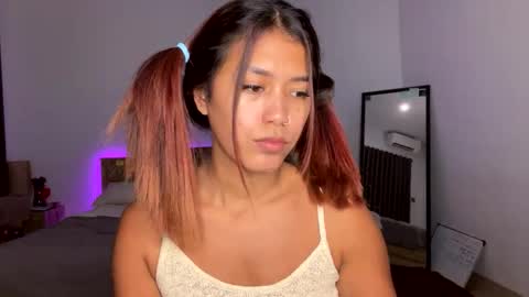 elisa online show from December 15, 9:16 am