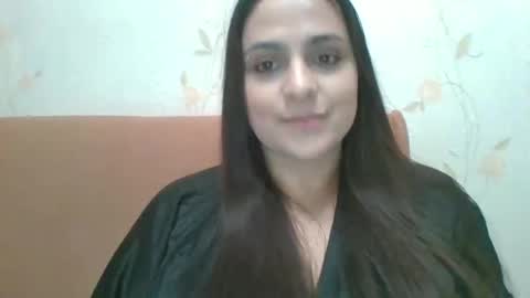 Snapshot of _eloizi_dev chatting on February 18, 7:30 pm Eloiz online show from February 18, 7:30 pm