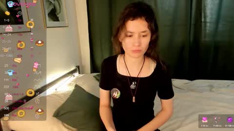 _emily__strike_ online show from September 21, 10:19 am