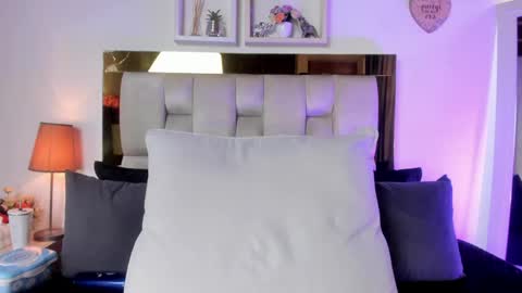 Isabella online show from April 14, 12:19 pm