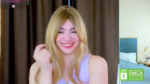 Emily online show from October 7, 8:32 am