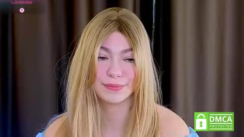 Emily online show from October 10, 9:04 am