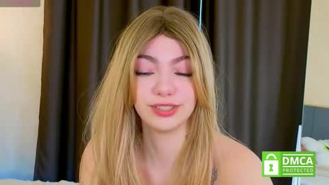 Emily online show from October 19, 8:19 am