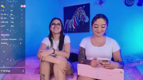 Emma And Nicolle  online show from September 24, 7:42 pm