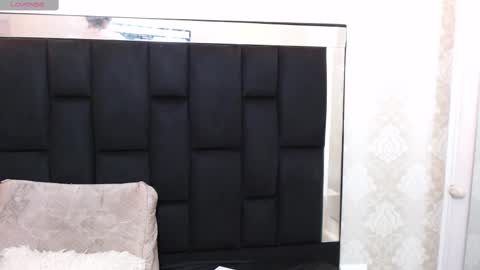 Emma online show from February 24, 10:36 pm