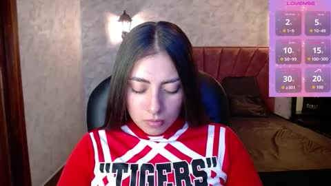 Emma online show from October 31, 4:29 pm