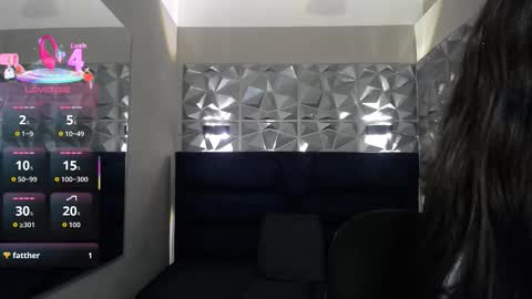 Emma online show from September 23, 7:53 pm