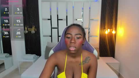 Emma online show from November 28, 6:04 pm