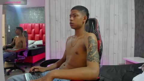 _erick_j online show from March 3, 8:05 pm