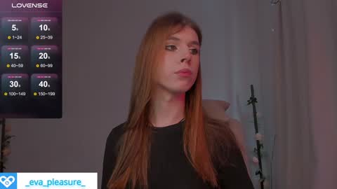 Snapshot of _eva_pleasure_ chatting on January 25, 5:29 am Eva online show from January 25, 5:29 am