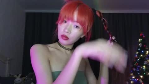 Snapshot of _eve____ chatting on December 6, 3:28 pm EveEva online show from December 6, 3:28 pm