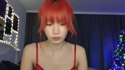 Snapshot of _eve____ chatting on December 24, 1:17 pm EveEva online show from December 24, 1:17 pm