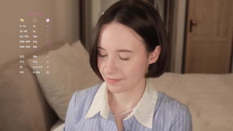 Essie  online show from March 5, 7:01 pm