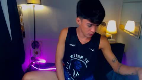 _gabrielwesslyxx online show from September 21, 9:24 am
