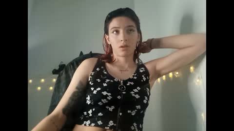 Snapshot of _genesid_dixton chatting on January 12, 9:29 pm Mia-foster online show from January 12, 9:29 pm