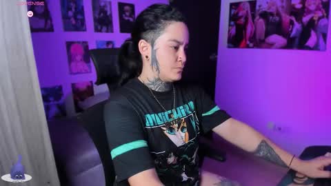 LEEP  online show from January 13, 2:08 am